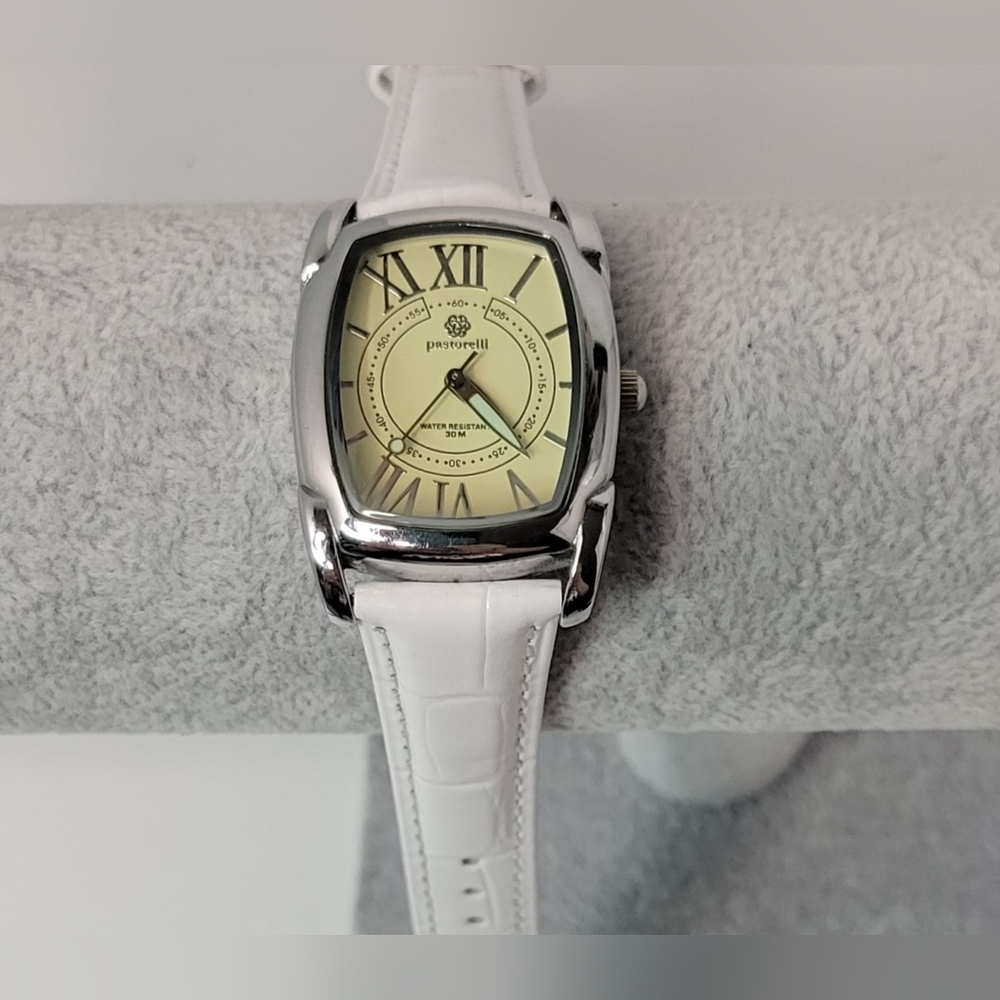 ▪︎Like New! Pastorelli Women's Watch